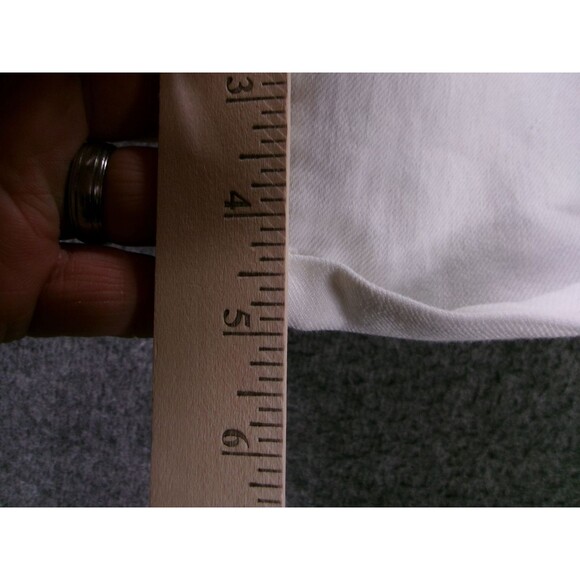 Old Navy Shorts Womens 4 SweetHeart White Denim Cuffed Stretch Bright White - Picture 6 of 13